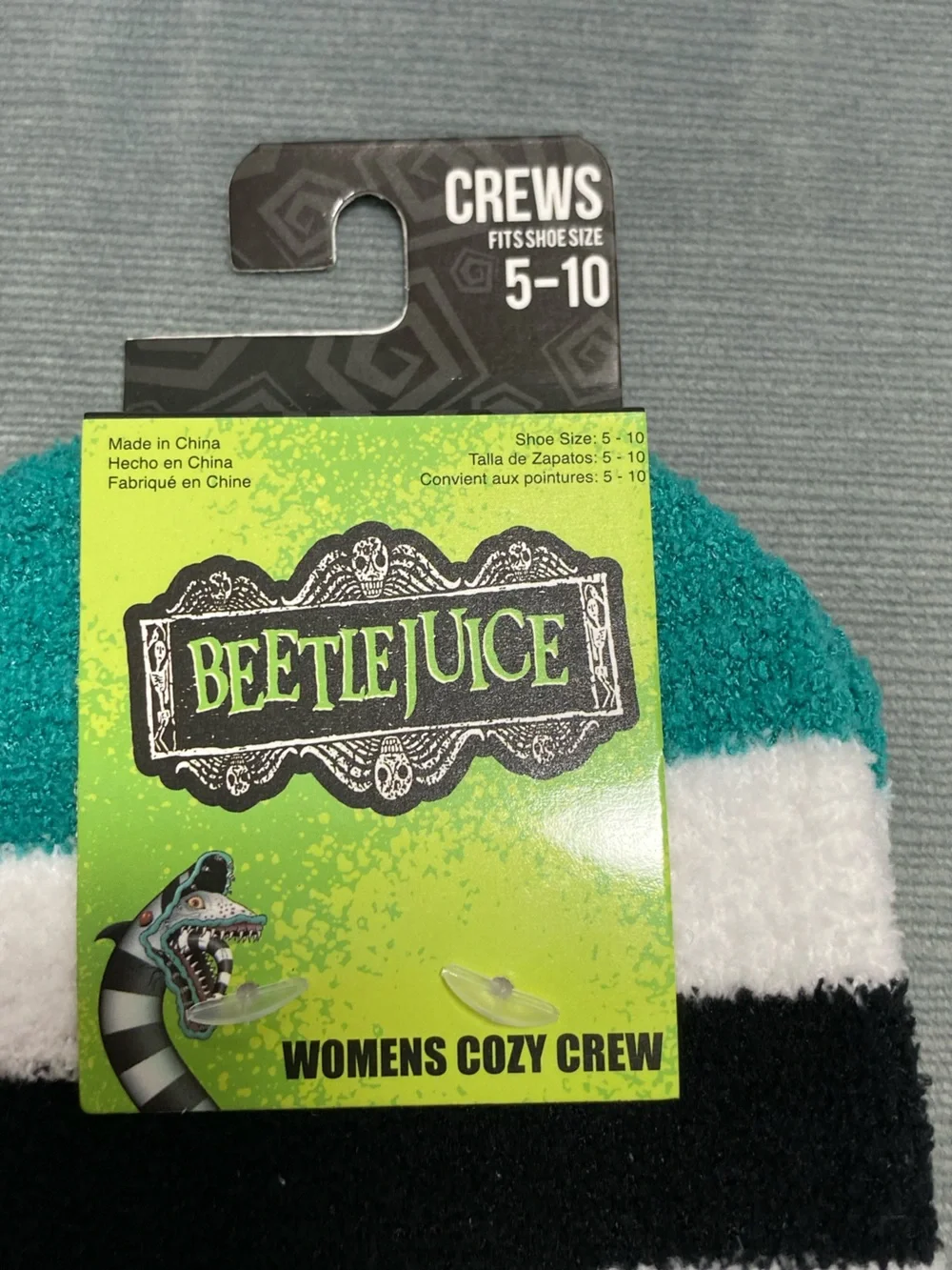 Beetlejuice Set NWT Sandworm Women Fleece socks, Hoop Earrings, Charm Bracelet